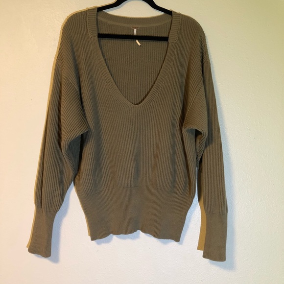 Free People Sweaters - Free people V-Neck sweater size M